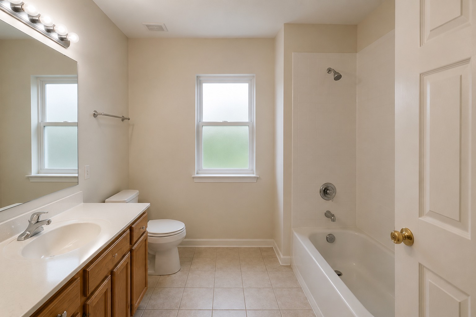 Bathroom before remodeling